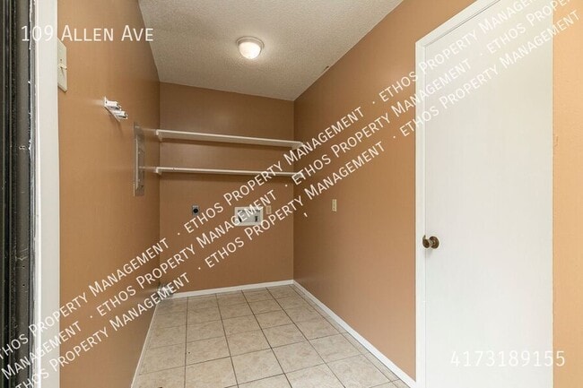 Building Photo - 109 N Allen Ave