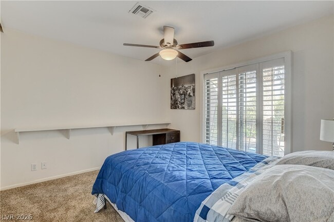 Building Photo - 3223 Pinehurst Dr