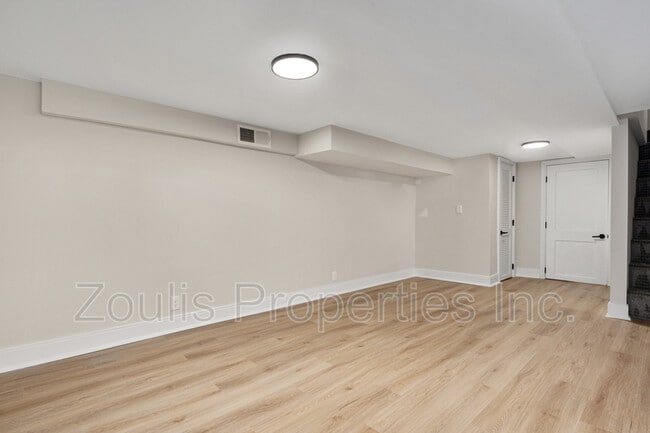 Building Photo - 311 S Newkirk St