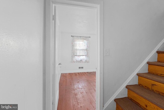 Building Photo - 4117 Raymonn Ave