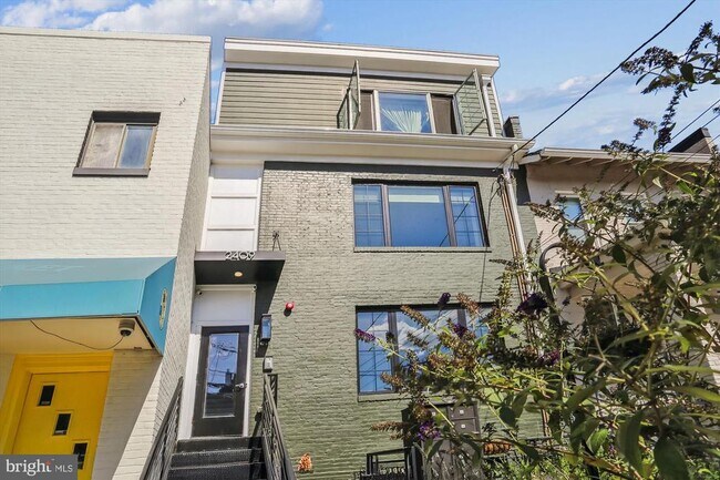 Building Photo - 2409 37th St NW