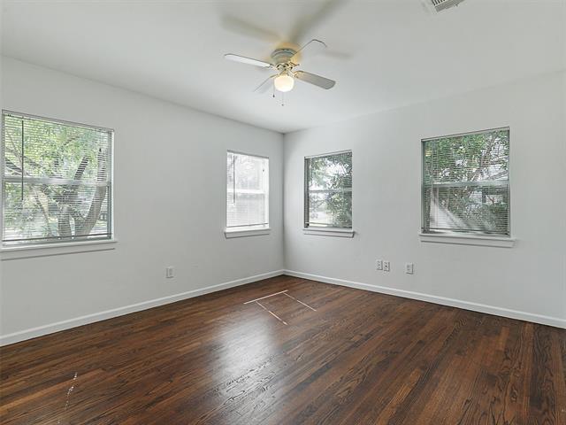 Building Photo - 3812 Lively Ln