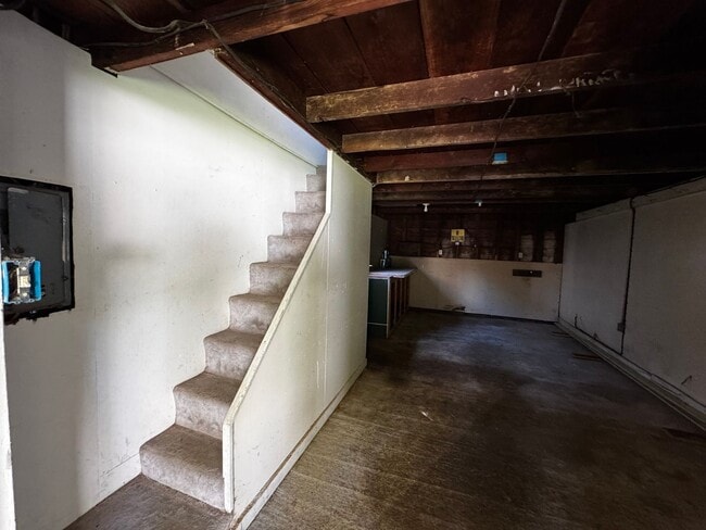 Building Photo - 3956 V St