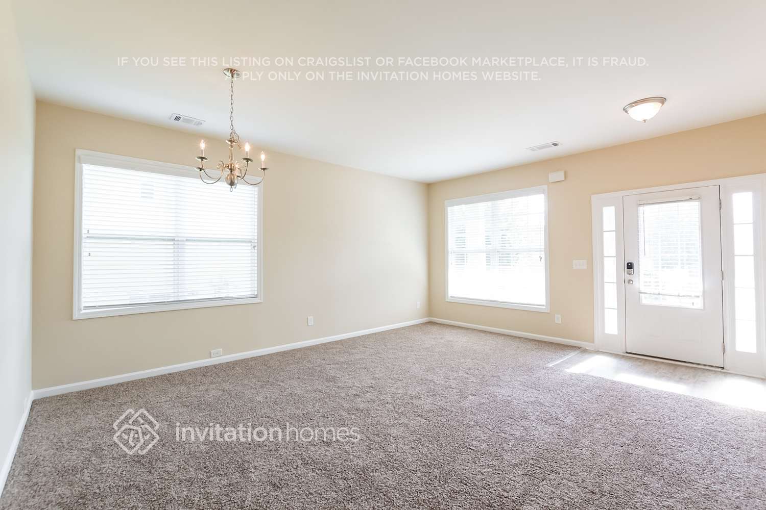 Building Photo - 642 Ivy Chase Loop