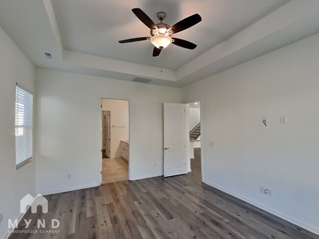 Building Photo - 4607 Kobus Ct.