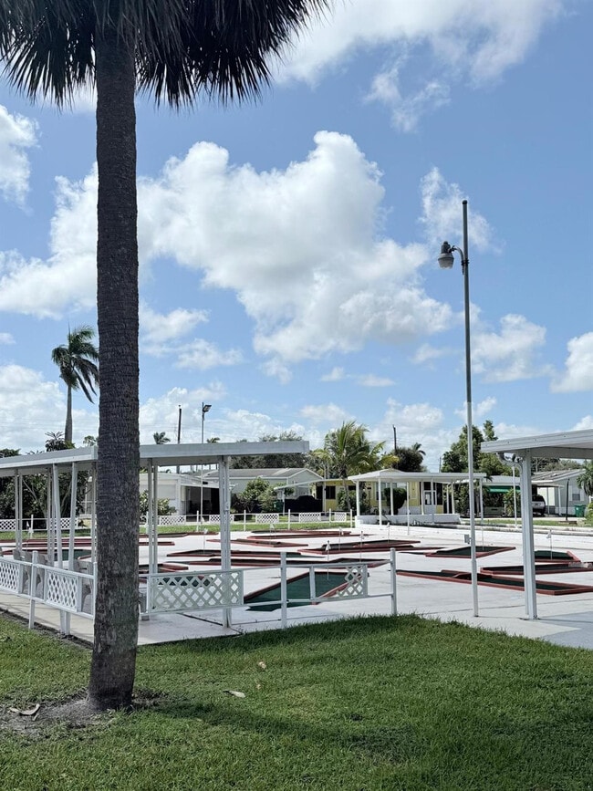 Building Photo - 2090 SW 85th Ave