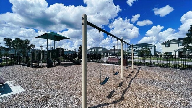 Building Photo - 5527 Tranquila Ln