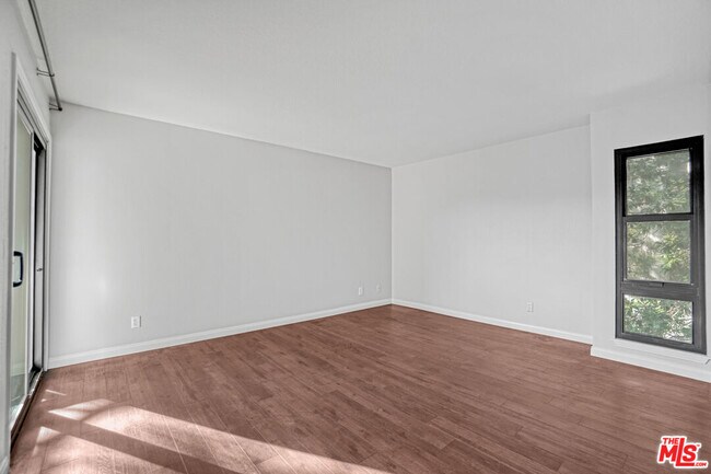 Building Photo - 8601 Falmouth Ave