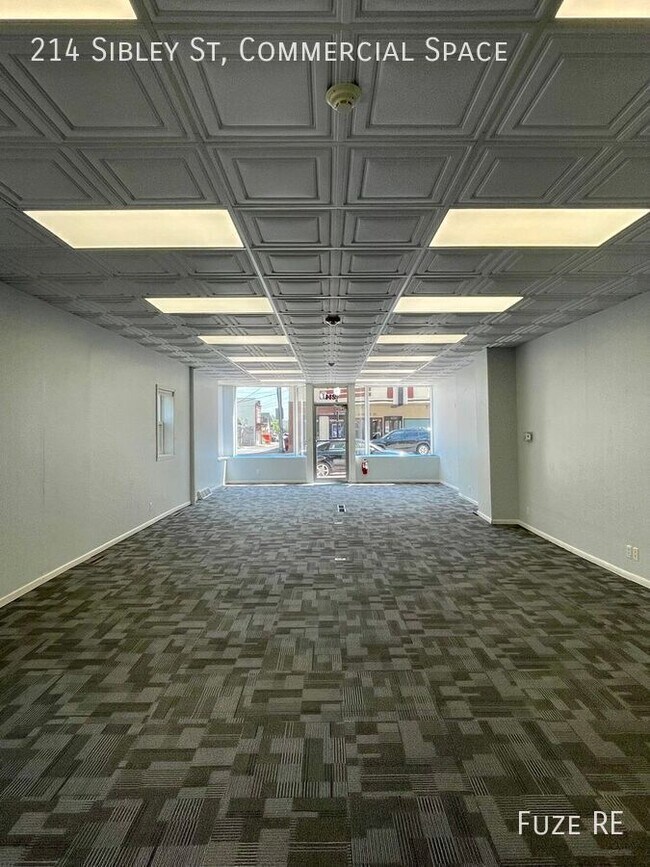 Building Photo - 214 Sibley St