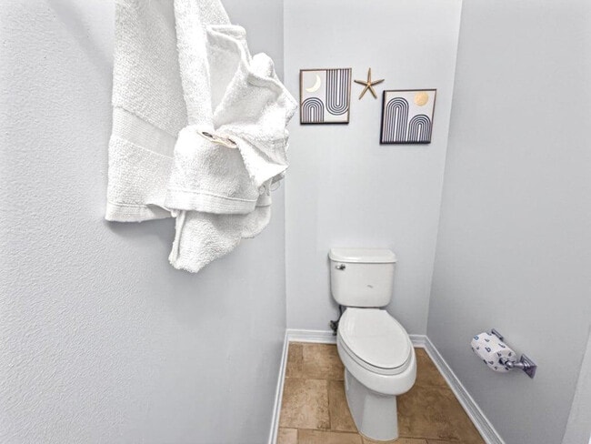 Building Photo - 113 N Myrtle Dr