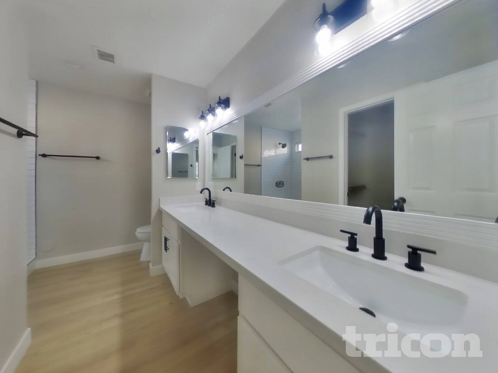 Building Photo - 1934 E Kent Ave