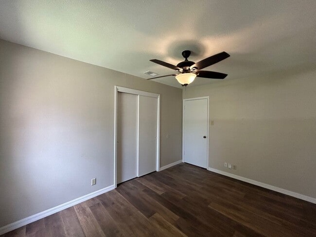 Building Photo - 3BED/2BATH Home for lease! Available Now in Live Oak!
