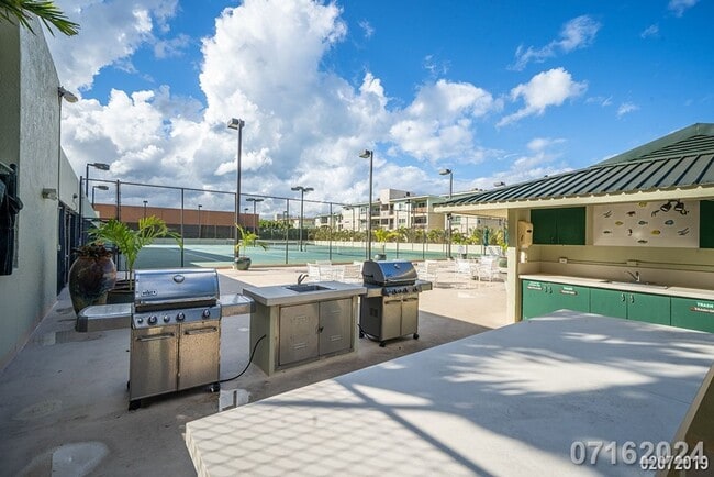 Building Photo - 2BR | 2BA | $4,000 | Move-In Ready! Windwa...