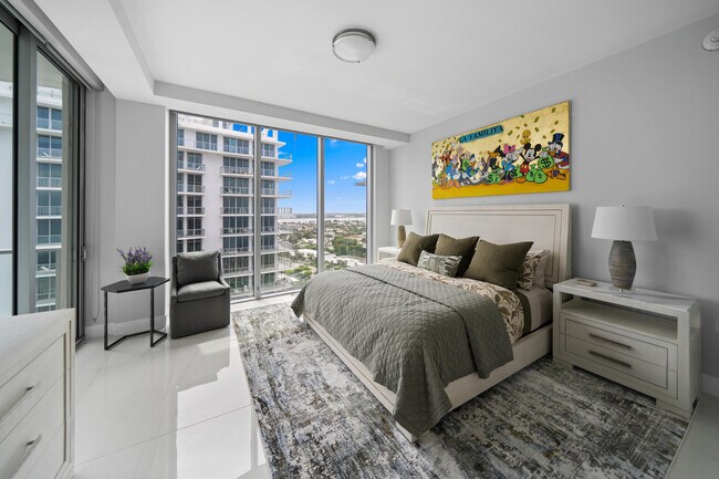 Building Photo - 3100 N Ocean Dr