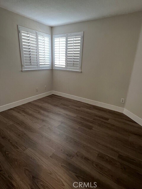 Building Photo - 14697 Willow Creek Ln