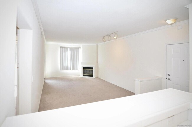 Building Photo - 10840 Scripps Ranch Blvd