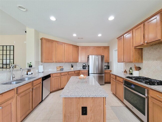 Building Photo - 17110 Tupelo Garden Cir