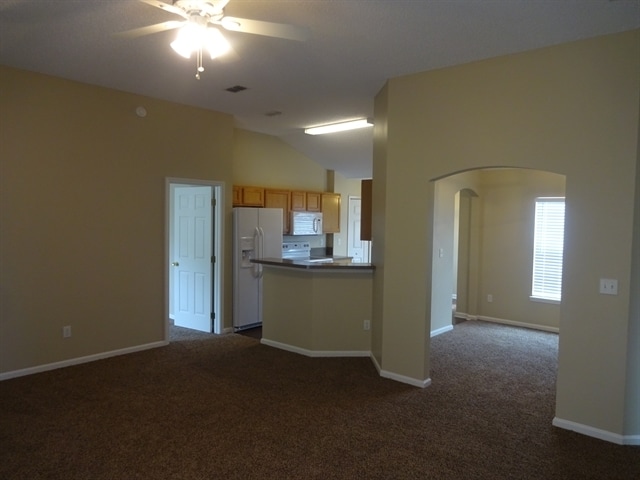 Building Photo - 11550 Deep Springs Dr W