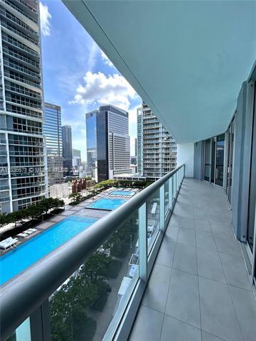 Building Photo - 475 Brickell Ave