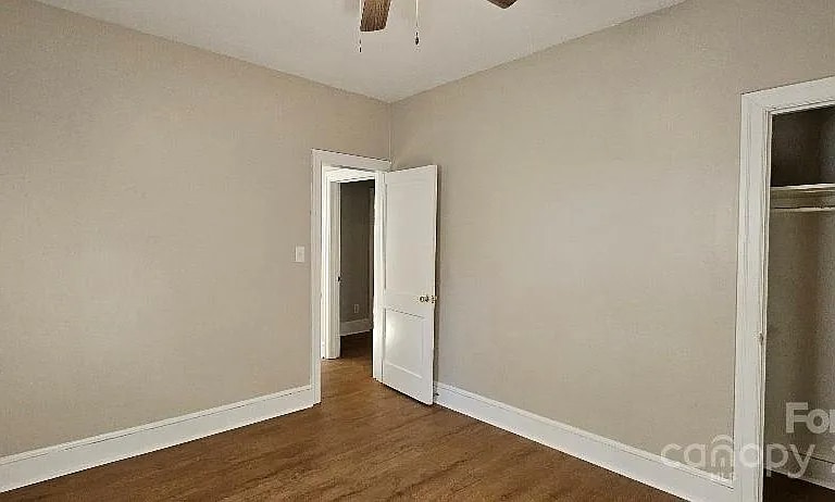 Building Photo - 2828 Bellhaven Cir