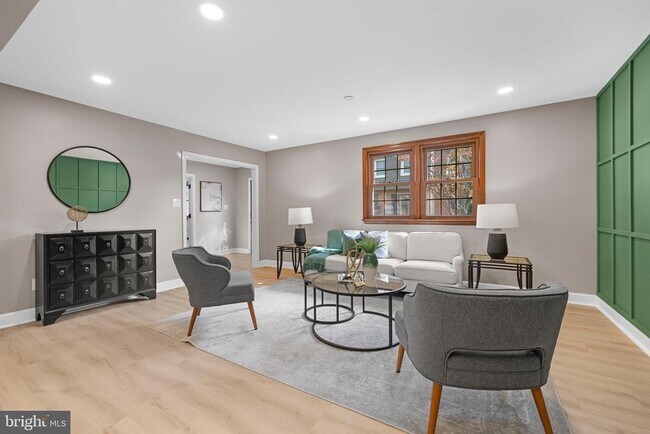 Building Photo - 10429 Headly Ct