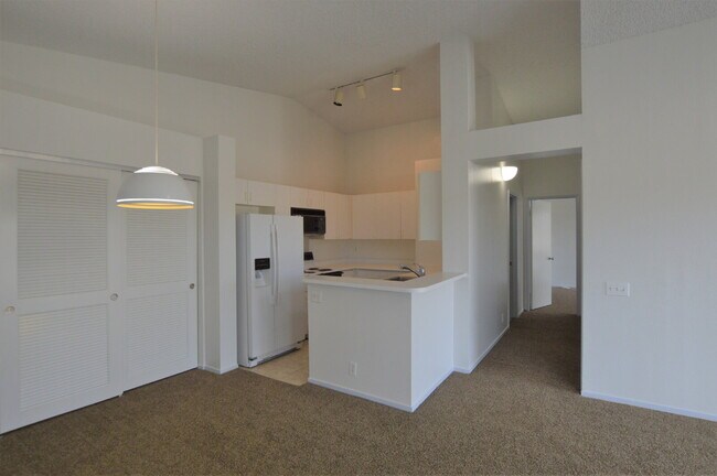 Building Photo - 6 Mos Lease - Ewa Beach 2br/2ba Townhome w/Garage at The Arbors