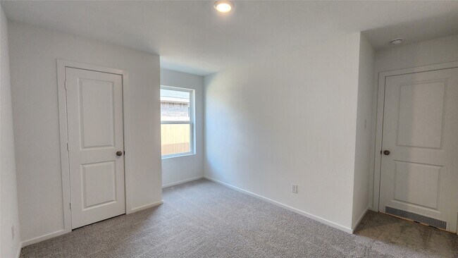 Building Photo - 26850 Cascade Sunrise St