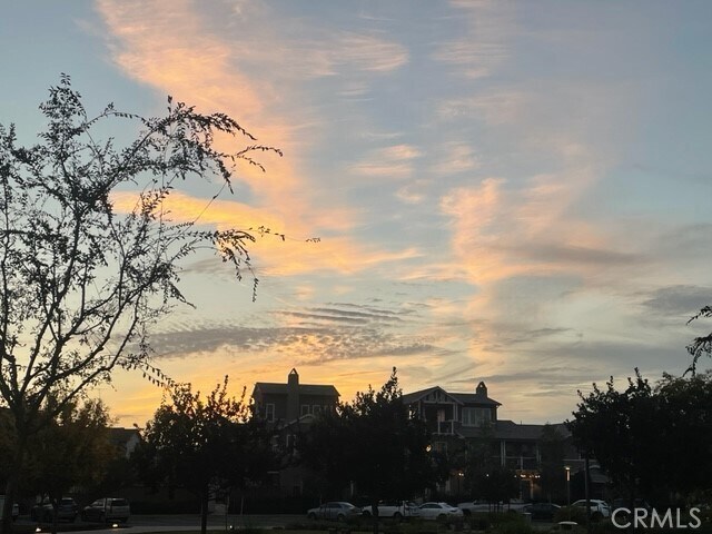 Building Photo - 21 Vasto St