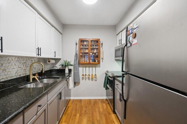 Building Photo - 1150 Collier Rd NW