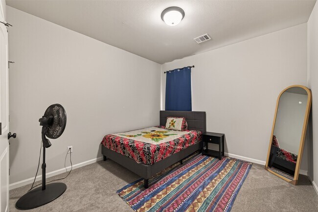Building Photo - 1010 Gentle Nook Dr