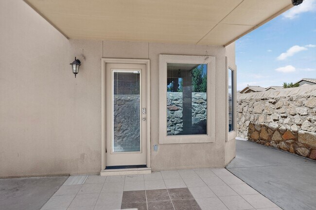 Building Photo - 11583 St Martin Way