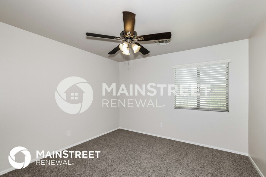 Building Photo - 11216 W College Dr