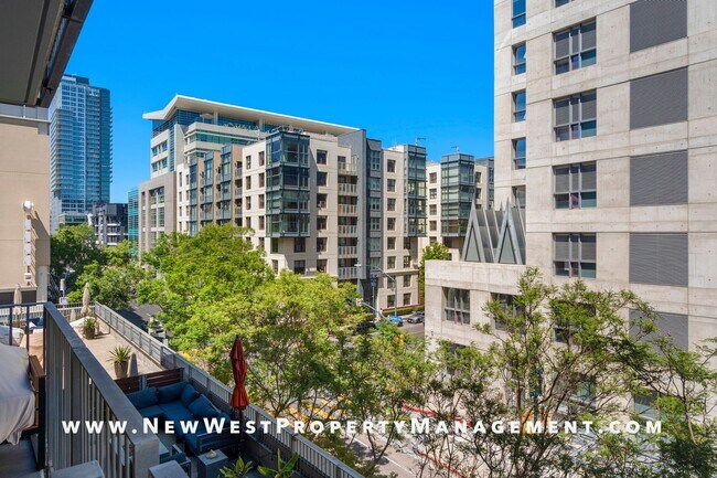 Building Photo - Modern East Village 1-Bedroom at Icon! Sma...