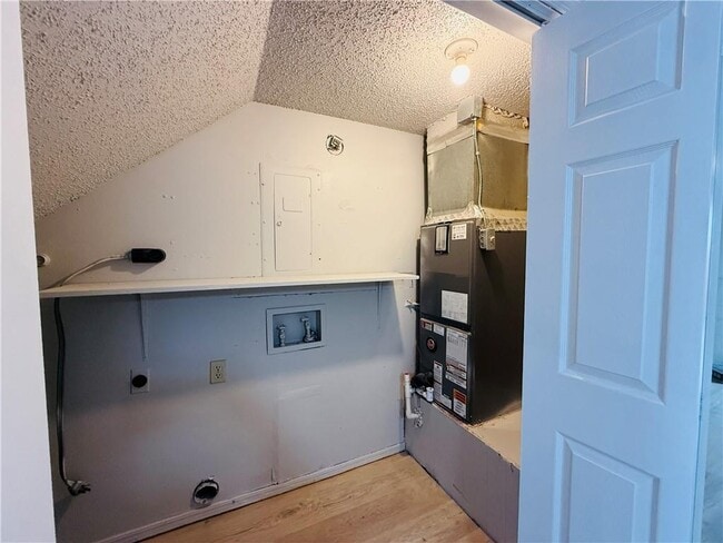 Building Photo - 1701 S West End St