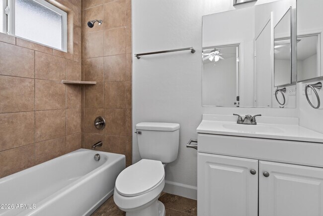 Building Photo - 4902 W Crocus Dr