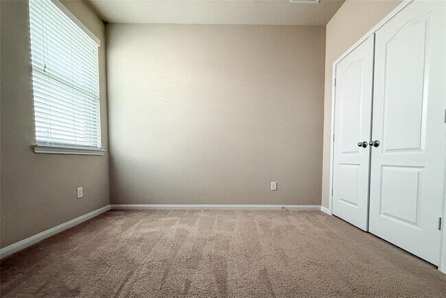 Building Photo - 2679 Cedar Path Ln