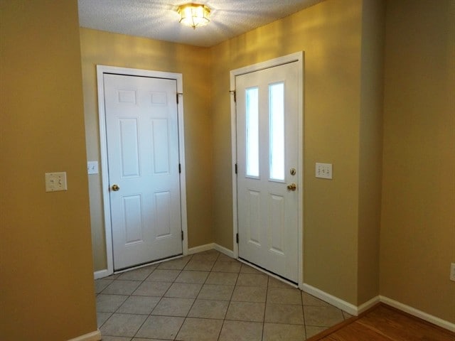 Building Photo - 114 Elbow Cir