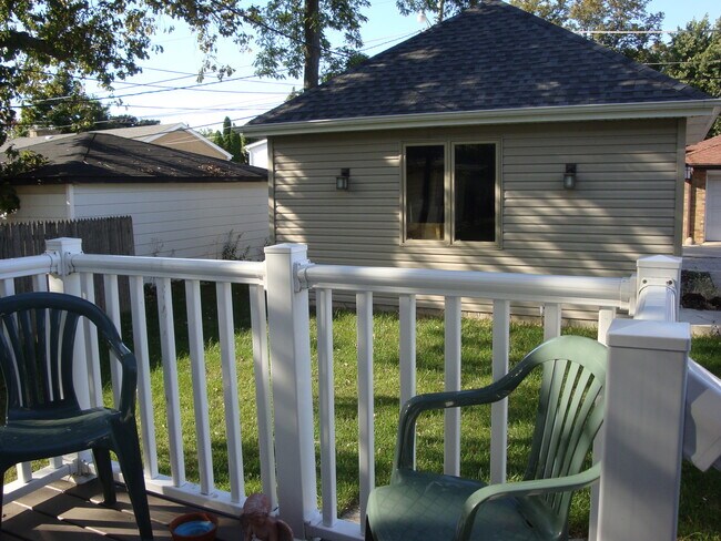 Building Photo - 240 Sheridan Ave