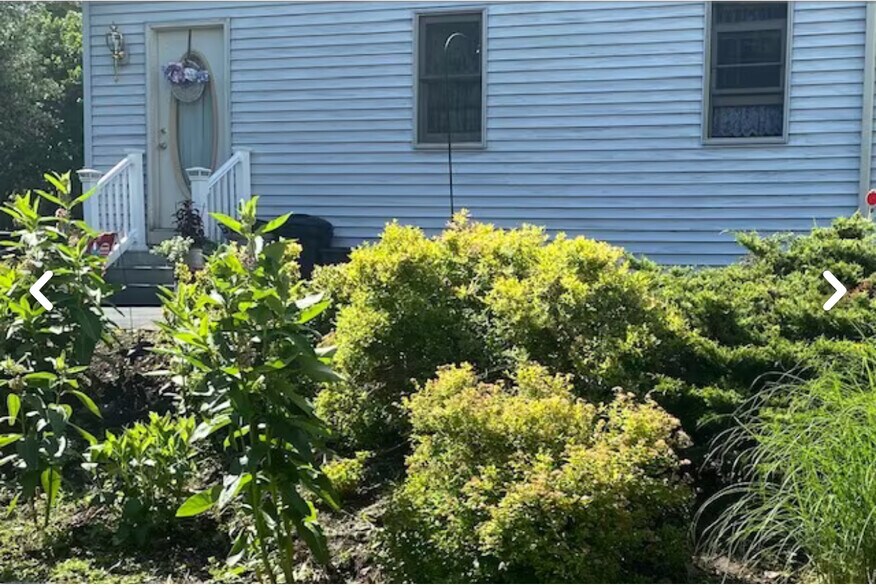 Parking area - 26 Rochester St