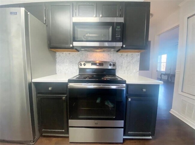 Building Photo - 1119 Sandy Ln Dr