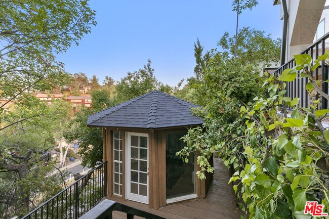 Building Photo - 5132 Escobedo Dr