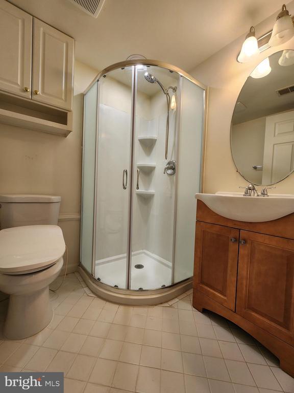 Building Photo - 4020 Heatherstone Ct