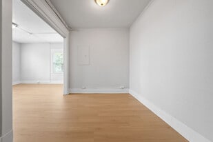 Building Photo - Milano Apartments