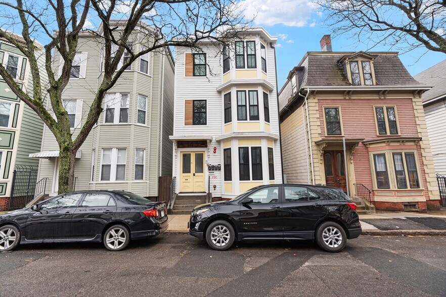 Building Photo - 143 Trenton St