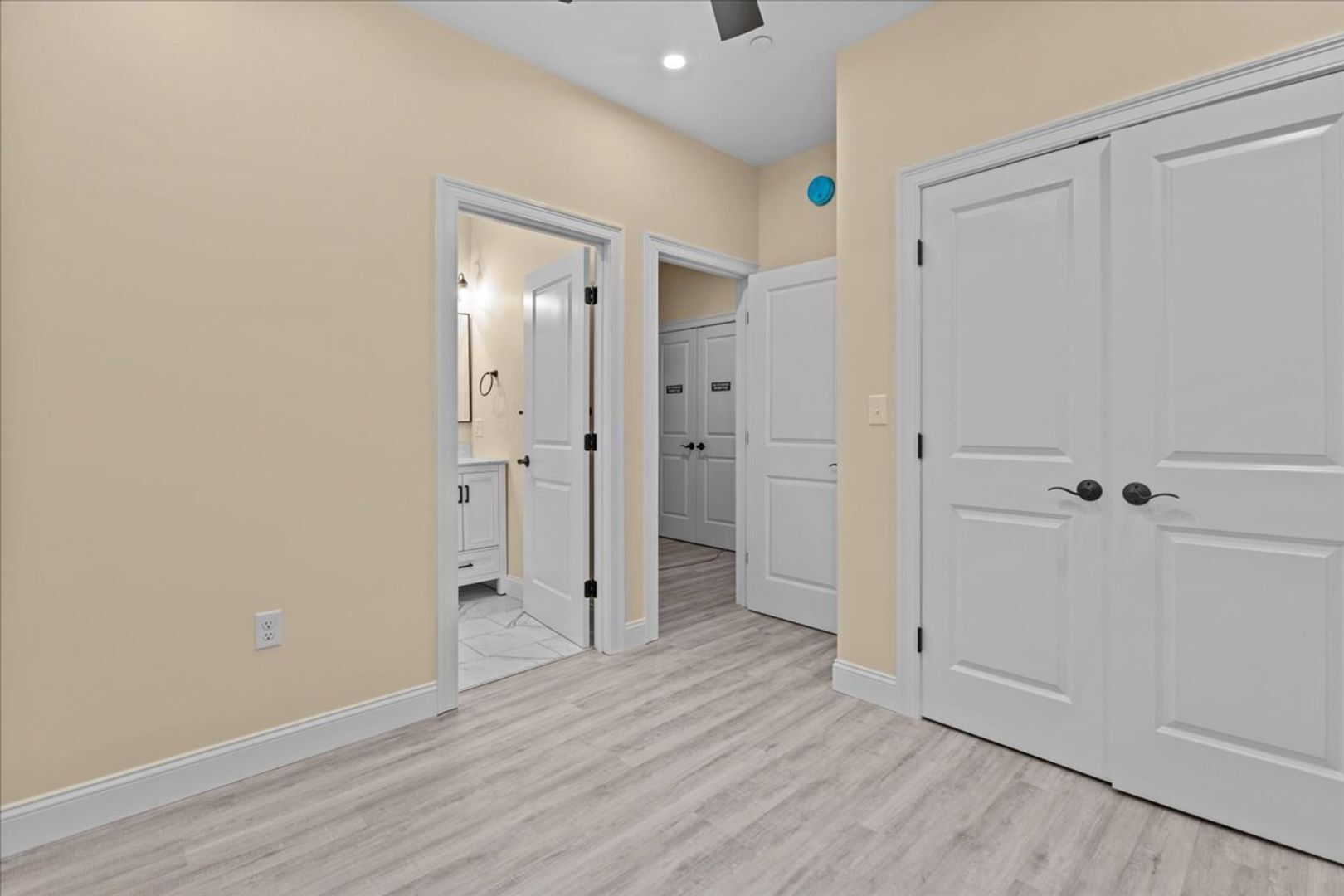 Building Photo - 86-88 North Winooski Ave