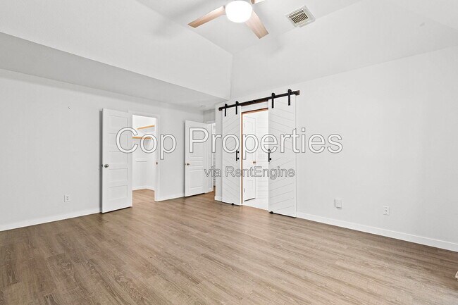Building Photo - 9927 Abe Lincoln Rd