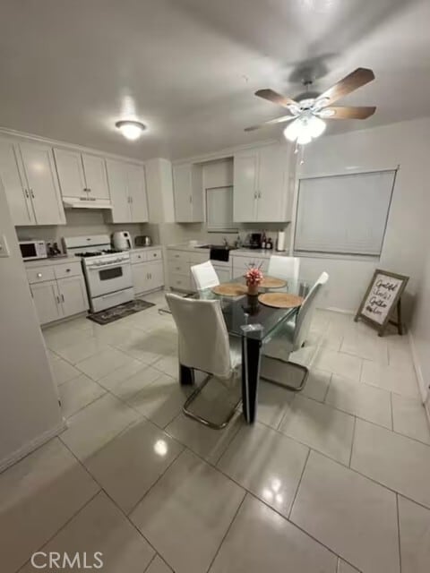 Building Photo - 8131 Comolette St