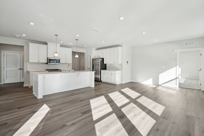 Building Photo - Brand New 2-Bed, 2-Bath Condo in Prime Ste...