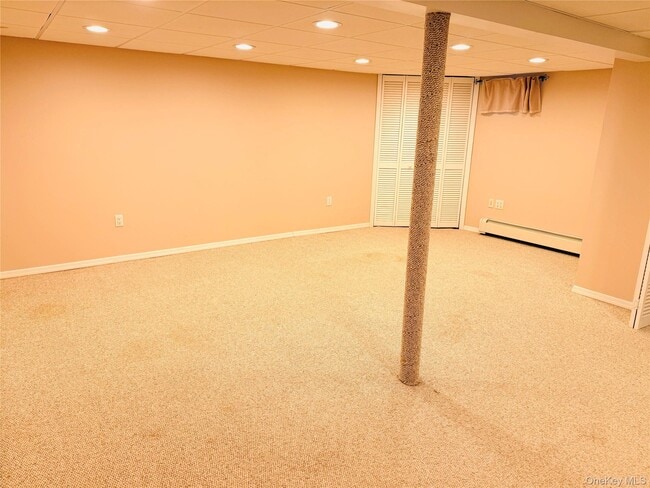 Building Photo - 137 Willard Ave