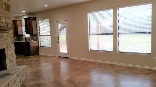 Building Photo - 17704 Sly Fox Dr